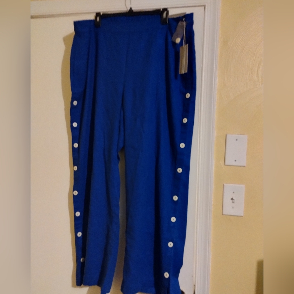 Blue Button-Accent Women's Pants